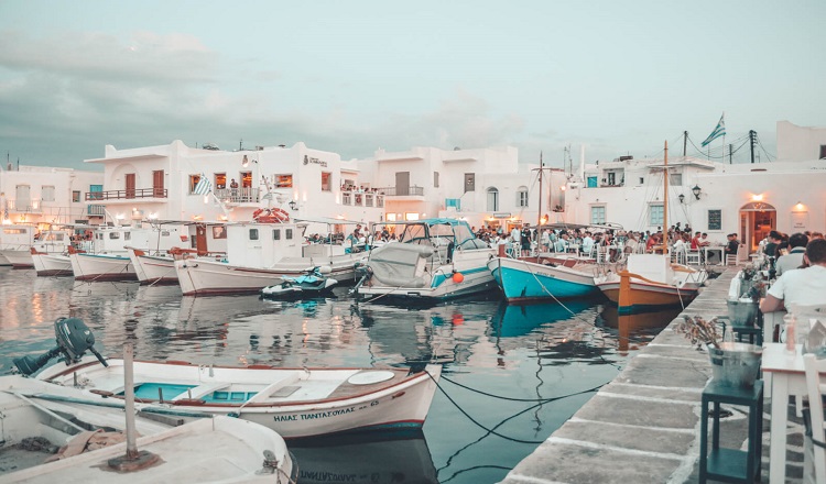 Paros: Ferry schedules and online booking tickets