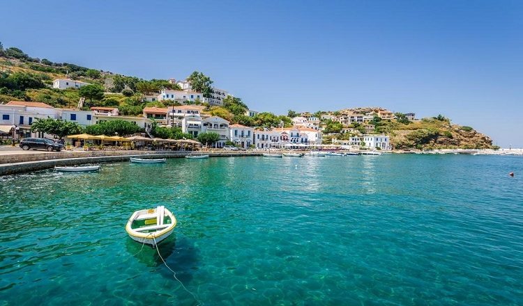 Evdilos (Ikaria) - Karlovasi (Samos): Ferry tickets and routes