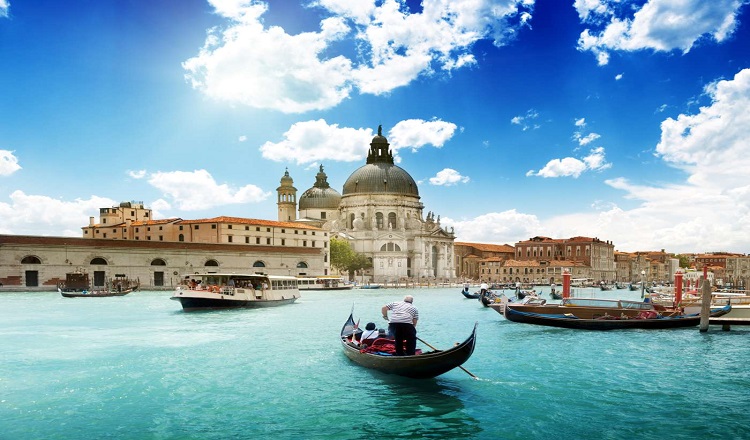 Igoumenitsa - Venecia: Boletos de ferry y rutas