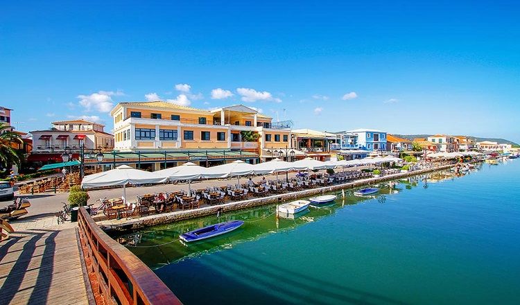 Ithaca - Lefkada: Ferry tickets and routes