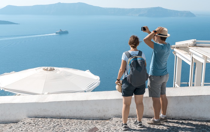 Santorini - Atene (Tutti i porti): Biglietti e rotte dei traghetti