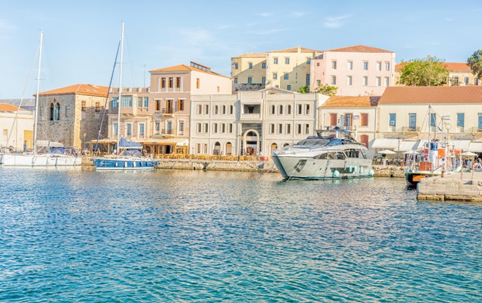 Piraeus - Chania: Billetes de ferry y rutas