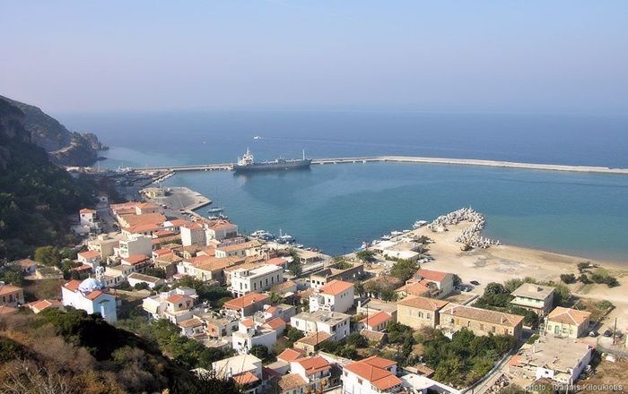 Karlovasi (Samos) - Lemnos: Biglietti e rotte dei traghetti