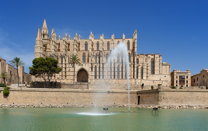 Barcellona - Palma di Maiorca: Biglietti e itinerari dei traghetti