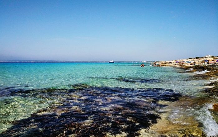 Barcelona - Formentera: Ferry tickets and routes