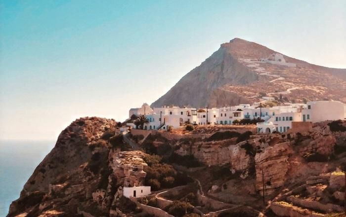 Paros - Folegandros: Biglietti del Traghetto, rotte