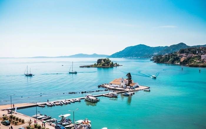 Korfu - Italien: Fährtickets und Routen