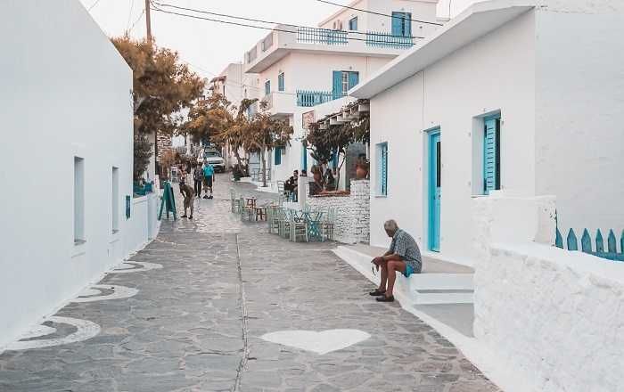 Schinoussa - Athens: Ferry tickets and routes